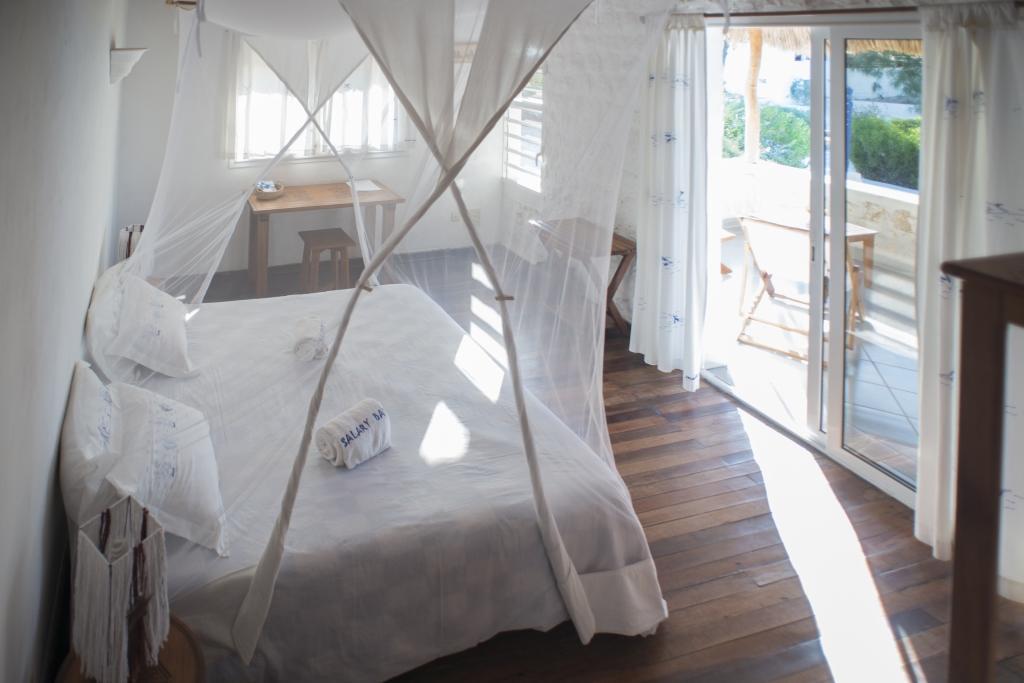 Отель Salary Bay Tsifota Экстерьер фото