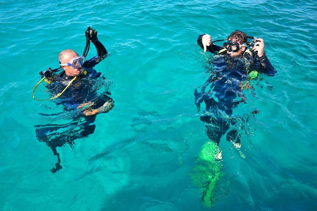 Отель Salary Bay Tsifota Экстерьер фото